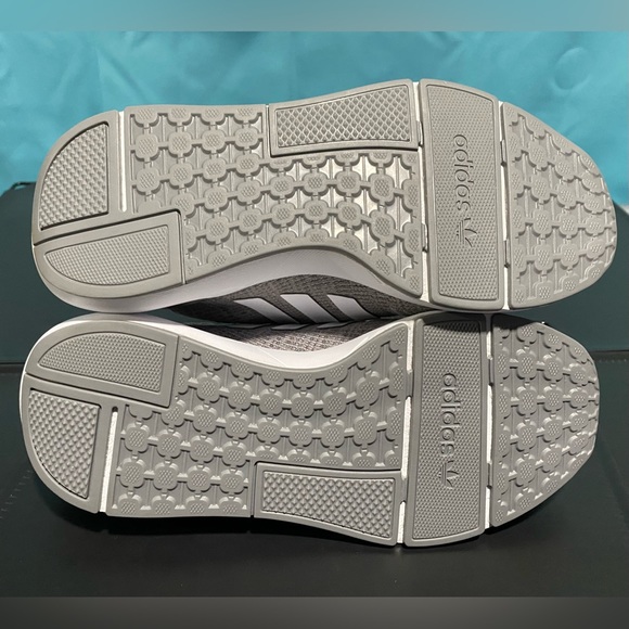 adidas swift run 2022 size 4 youth equivalent women size 6 *BRAND NEW* running - Picture 6 of 6